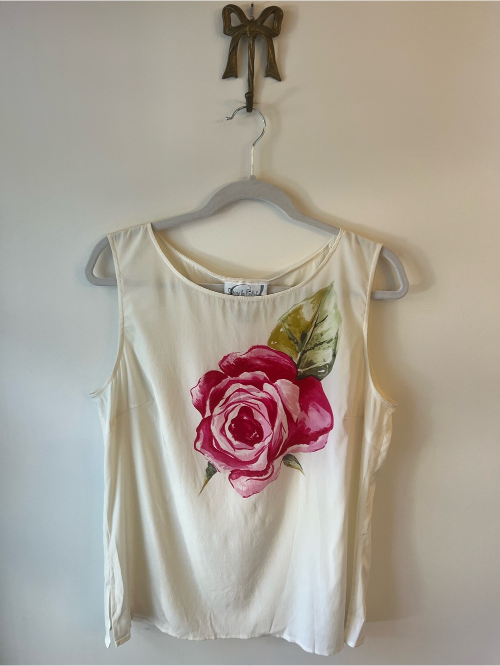 VTG Diane Von Furstenberg Silk Assets Ivory Tank Top Blouse Silk Rose Floral M